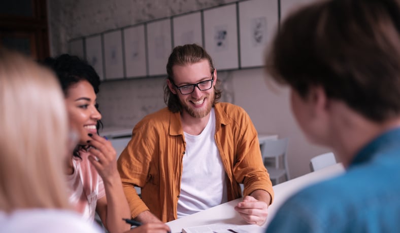 Endomarketing: o que é, exemplos e 9 ações para engajar